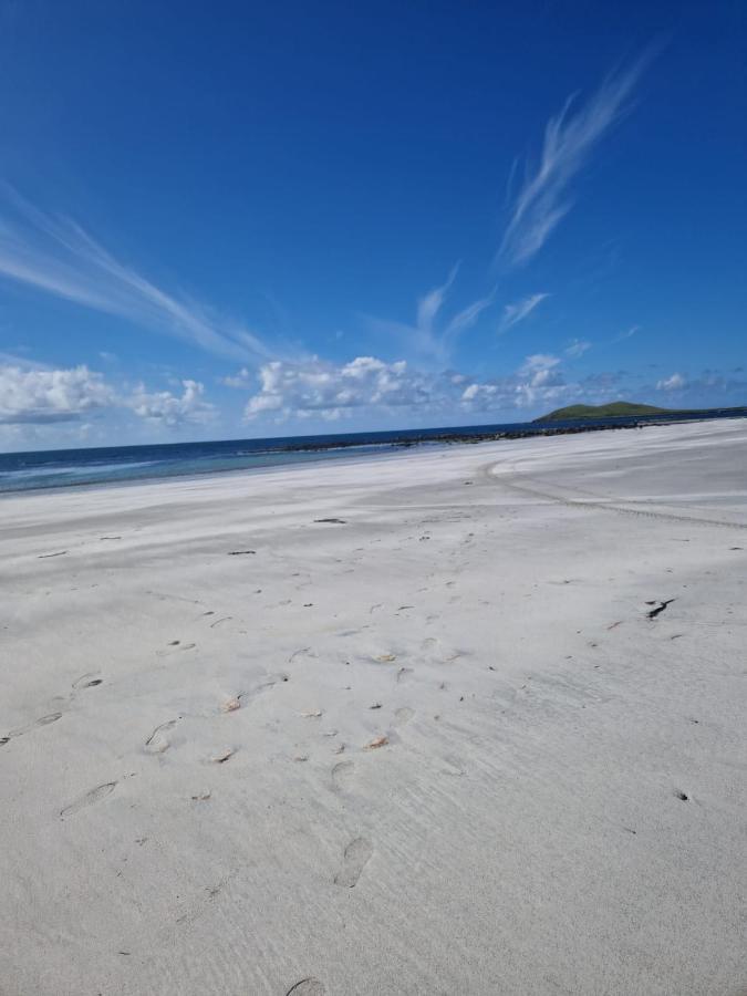PollacharaLoch An Eilean Pod Isle Of South Uist别墅 外观 照片
