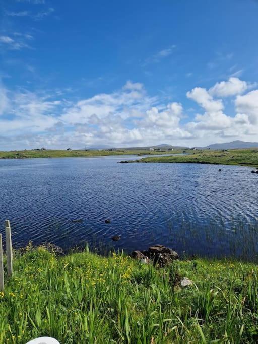 PollacharaLoch An Eilean Pod Isle Of South Uist别墅 外观 照片