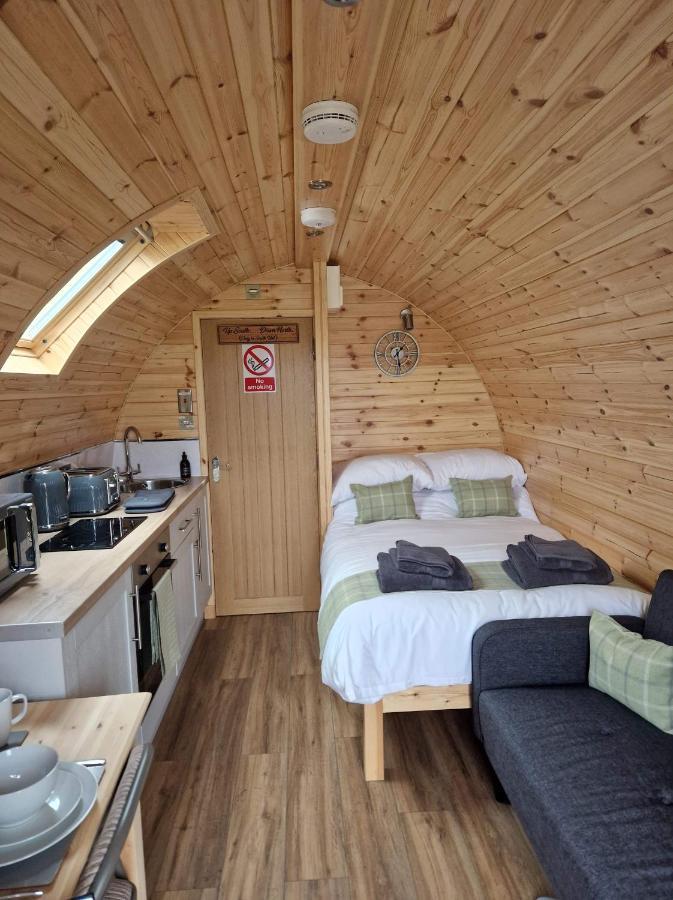 PollacharaLoch An Eilean Pod Isle Of South Uist别墅 外观 照片
